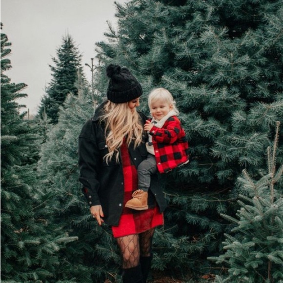 Family “Plaid” Photoshoot Bundle (4 Items) - Picture 16 of 16